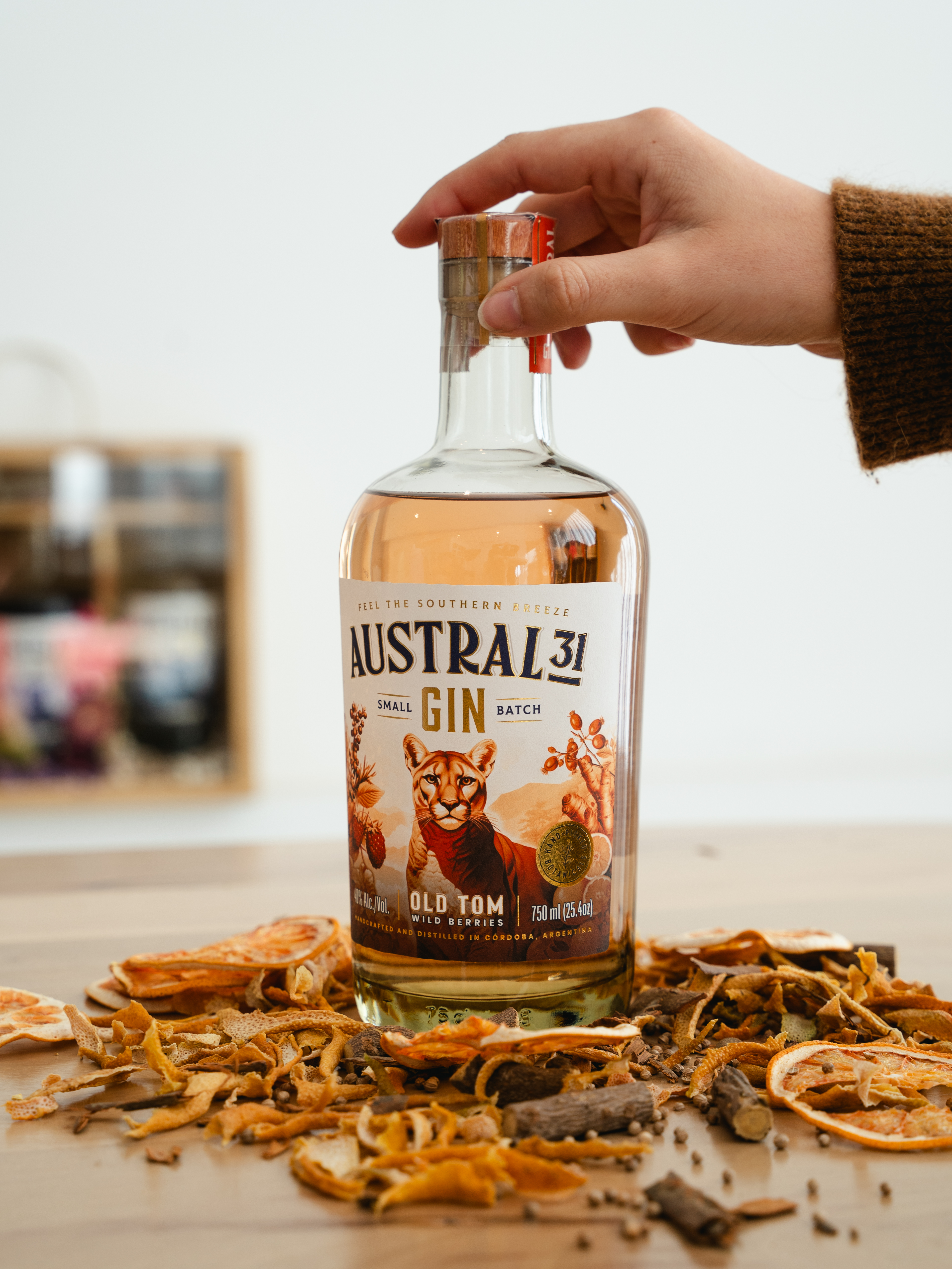Austral 31 Old Tom
